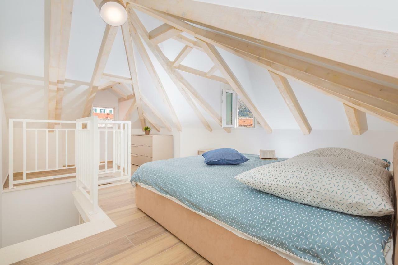 Aquarius Apartment
